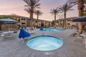 The café also has a full service bar, where you can enjoy refreshing cocktails and cold beverages.location: Holiday Inn Club Vacations Scottsdale Resort An Ihg Hotel Scottsdale Updated 2021 Prices