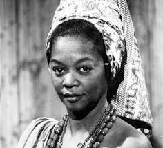 Centenário de Ruth de Souza: a trajetória da dama negra da dramaturgia  brasileira