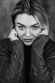 silhouettenelterzocentrale PATTY PRAVO Foto ©FROL