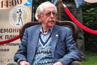 С 1957 по 1967 год мальчик учился в школе, в которой уже. Chem Zapomnilsya Akter Anatolij Rudakov Sygravshij V Filme Sherlok Holmc Persona Kultura Argumenty I Fakty