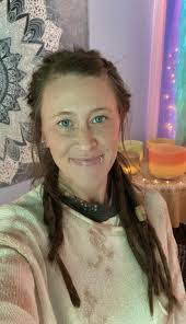 Kerry Hankins's Instagram, Twitter & Facebook