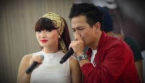 Starting from joining various singing competitions, zaskia was finally able to get a regular gig schedule from one. 2013 Tahunnya Zaskia Gotik Seleb Tempo Co
