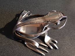 Epingle Par Sidra Scammon Sur Recup Ustensiles Deco En 2020 Soudure Artistique Bijoux De Fourchette Projets D Art Soudage