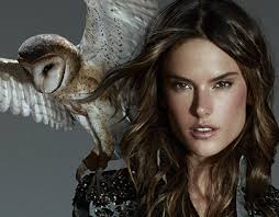 Alessandra Ambrosio Projekty :: Fotografie, videa, loga, ilustrace a značky  :: Behance