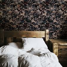 Recreate Maison Baluchon S Universe On Your Walls Both Retro And Original This Non Woven Wallpaper Will Dress Up Any Room Due To The Thi En 2020 Baluchon Haute Marne