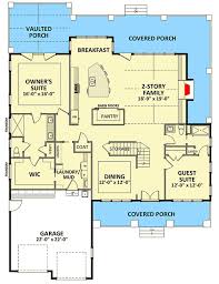 The master bedrooms in these house plans offer the amenities your home buyers want, combined with the easy access of a main floor location, giving you a home plan that will prove popular with the widest. Plan 46349la 4 Bedroom Farmhouse Plan With Main Floor Master And Bonus Room Farmhouse Plans Craftsman House Plans House Plans