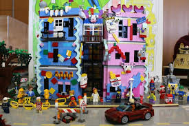 The happy rizzi house, at first disparaged and scorned by many as infantile and architecture which would bring the town of brunswick in to disrepute. Buntes Lego Happy Rizzi Haus Zusammengebaut