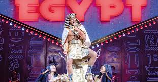 Kayla ewell (née le 27 août 1985) à long beach, californie, est une actrice américaine. Joseph And The Amazing Technicolor Dreamcoat At The London Palladium First Look At Jason Donovan Whatsonstage