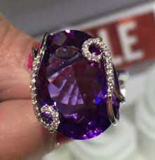 27 65 Carat Amethyst And 25 Carat Diamond White Gold Ring Purple Jewelry Purple Stone Rings Amethyst Jewelry
