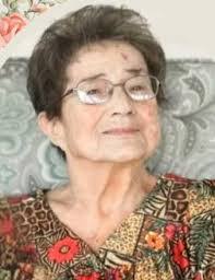 Joann Wells's Instagram, Twitter & Facebook