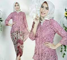 Baju brokat ini berupa atasan yang modelnya tidak terlalu rumit. Model Atasan Brokat Simple Modern Terbaru 2019 Farida Fashion