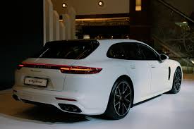 A sports car without compromise for everyday use. Porsche Panamera Sport Turismo Debuts In Malaysia Prices Starting From Rm990 000 News And Reviews On Malaysian Cars Motorcycles And Automotive Lifestyle