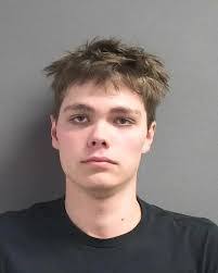 Jesse Weed's Instagram, Twitter & Facebook