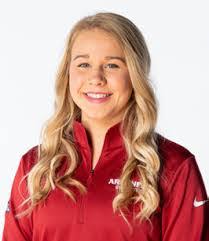 Carissa Patton's Instagram, Twitter & Facebook