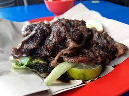 Kambing bakar yang berharga rm 16.90 ini bukan sahaja menyelerakan, malah saiz hidangan juga besar. Cik Tri Sahara Kambing Bakar Steempeak