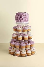 Hummingbird Bakery Black And White Wedding Cake Hummingbird Bakery Wedding Cakes With Cupcakes