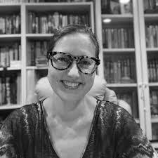 Linda Hume's Instagram, Twitter & Facebook