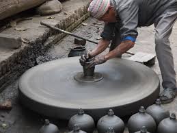 Here are some ideas for building a kick wheel potters wheel. How Did The Ancient Pottery Wheel Spin Quora