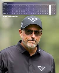 Blandamonia leads at the Sr. PGA Championship