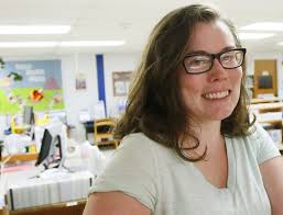 Success 'Tail': reading to therapy dogs boosts kids' skills, confidence