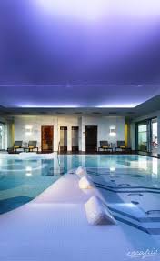 14 Indoor Swimming Pool Magnificent With Incredible Designs Casas Con Piscina Piscina Cubierta Piscinas De Lujo