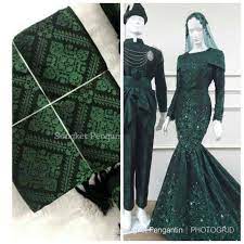 Blog sihatimerahjambu koleksi tema warna dan design baju bridesmaids pengiring pengantin gaun pengiring pengantin gaun perkawinan. Ada Sesiapa Nk Warna Hijau Emerald Songket Pengantin Facebook