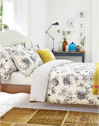 Luxury Black And Cream Bedding Imogen Cream Duvet Cover Joules Uk Bed Linens Luxury Bed Linen Design Joules Bedding