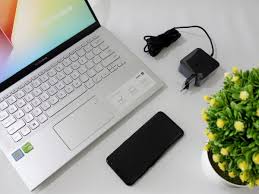 Namun, salah satu yang masih banyak diminati adalah laptop dengan harga 5 jutaan. Daftar Harga Laptop Asus Dengan Prosesor Core I5 Yang Kurang Dari Rp 10 Juta Di Tahun 2019 Gadgetren
