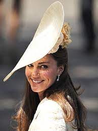Kate Middleton Wears Custom Hat For Zara Phillips S Wedding Kate Middleton Hats Zara Phillips Wedding Zara Phillips