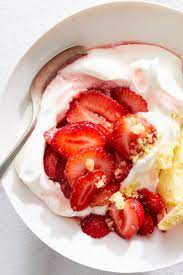 Strawberry Shortbread And Cream Recipe Recipe Recipes Strawberry Recipes Dessert Recipes