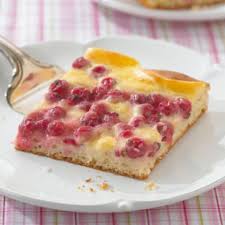 Mehl mit backin mischen und kurz auf mittlerer stufe unterrühren. Rotkappchen Kuchen Rezept Essen Und Trinken