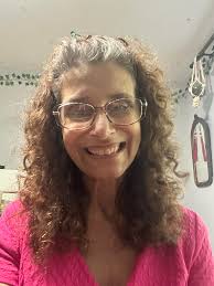 Hi everyone! I wanted to introduce myself and to let you know I am really  enjoying this group. I have been doing dialysis for 3 1/2 yrs and have been 