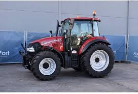 Under 1971 lanserade farmall sin då nya traktor farmall 1066 som levererades med en motor på 140 hästkrafter (hp). Neuer Traktor Farmall Ih Farmall C105 Powershuttle Zum Verkauf Preis 10000 Eur Id 4986085