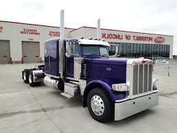 Studio sleeper with couch, 20 gauge package, refrigerator, leather seats, sun roof, 600hp engine, 18 speed transmission, full lockers, at1202 2 speed aux. Cars Trucks Vans 1 64 Dcp White Pride Class Peterbilt 389 Heavy Haul Tri Axle Day Cab Labaguettepattaya Com