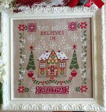 Check spelling or type a new query. Cuore E Batticuore Questa Casa Crede Nel Natale House Believes In Christmas Cross Stitch Patterns Christmas Christmas Cross Stitch Cross Stitch Tree