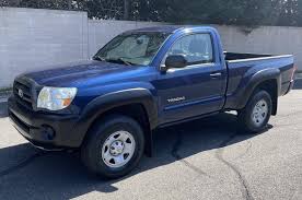 Single cab is a little rough on us bigger guys. 2008 Toyota Tacoma Regular Cab 4x4 Auction Cars Bids