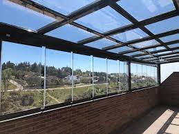 Techos fijos y móviles con cortinas de cristal soluciones para los cerramientos de terrazas. Tipos De Cerramientos Para Terrazas Fijos Y Moviles