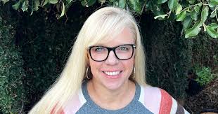 This Woman Quit Drinking, Started Walking and Lost 53 Pounds