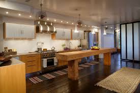 Chuck matthews founded the matthews fan company in his home town of chicago in 1992. Matthews Designer Wall And Ceiling Fans Buy What The Stars Buy