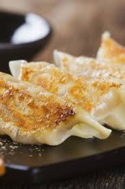 Raviolis Chinois Au Poulet Recette De Raviolis Recettes De Cuisine Cuisine Et Boissons