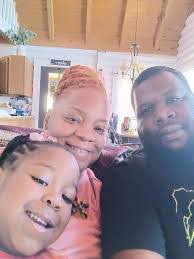 Kaitlin Guffey's Instagram, Twitter & Facebook