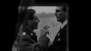 В основу сюжета картины лег роман томаса кенилли «ковчег шиндлера». Schindlers Liste Video Dailymotion