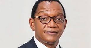 Fang Min manages creatively