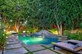 Tedi Sarafian Lists Hollywood Hills Home For 1 749 000 Hollywood Hills Homes Hollywood Hills Home