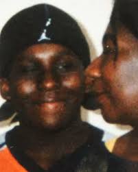 Remembering Anthony Walker (1987- 2005) ❤️🙏🏾 20 years ago today, Anthony  Walker's life was taken in a senseless racist attack which shook the  nation. Here are some photos in his memory 🕊️