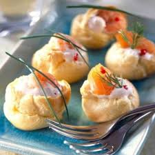 53 Recettes Exquises Pour Realiser Un Delicieux Aperitif Petits Choux Farcis A La Creme Et Au Saumon Cuisine P Recette Recettes De Cuisine Mousse De Saumon