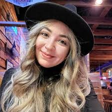 Kailyn Forbes's Instagram, Twitter & Facebook