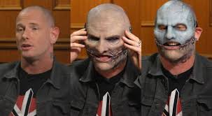 Jun 02, 2021 · footage surfaces of slipknot rehearsing people = s*** in 2000 for somebody who has always wondered what it would be like to see slipknot perform without their masks, now that i see what it's. Slipknot S Corey Taylor Tries On His New Mask For Larry King Video Metal Addicts