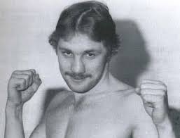 Horace Notice is a former British and commonwealth heavyweight champion ,  born in 1957 in West Bromwich he was a plasterer before he boxed , he won  the ABA heavyweight title before