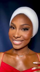 Ex Beauty Editor Glamour Magazine